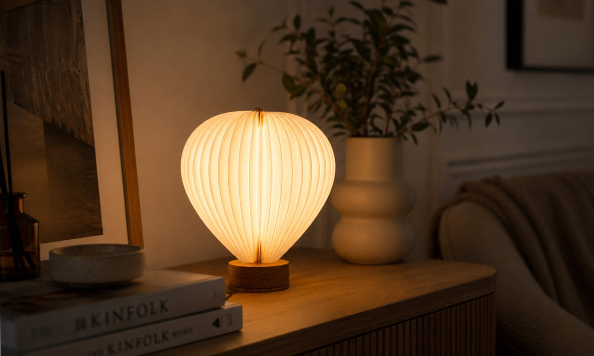 Lampada Pieghevole Scultorea Aeris Light a Forma di Mongolfiera - Gingko Design