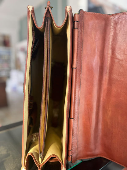 InTempo Firenze – Cartella da Lavoro in Vera Pelle Conciata al Vegetale Cuoio Cognac